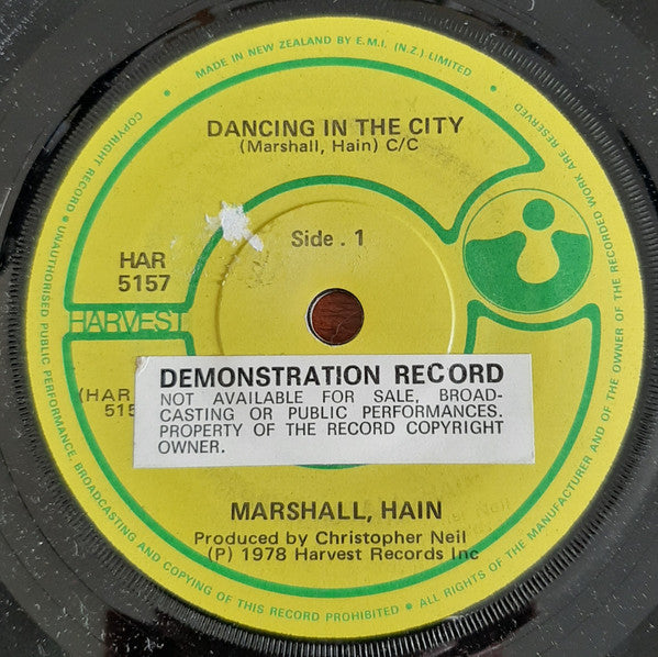 Marshall, Hain* : Dancing In The City (7", Single)