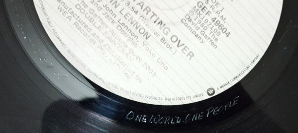 John Lennon / Yoko Ono : (Just Like) Starting Over / Kiss Kiss Kiss (7", Single)