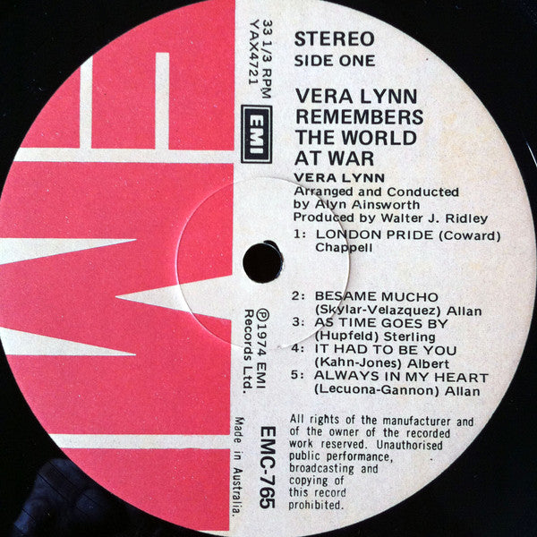 Vera Lynn : Remembers The World At War (LP, Comp)