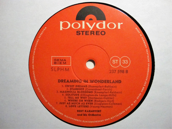 Bert Kaempfert & His Orchestra : Dreaming In Wonderland (LP, Album, RE)