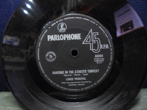 Lance Percival : The Beetroot Song / Dancing In The Streets Tonight (7", Single)